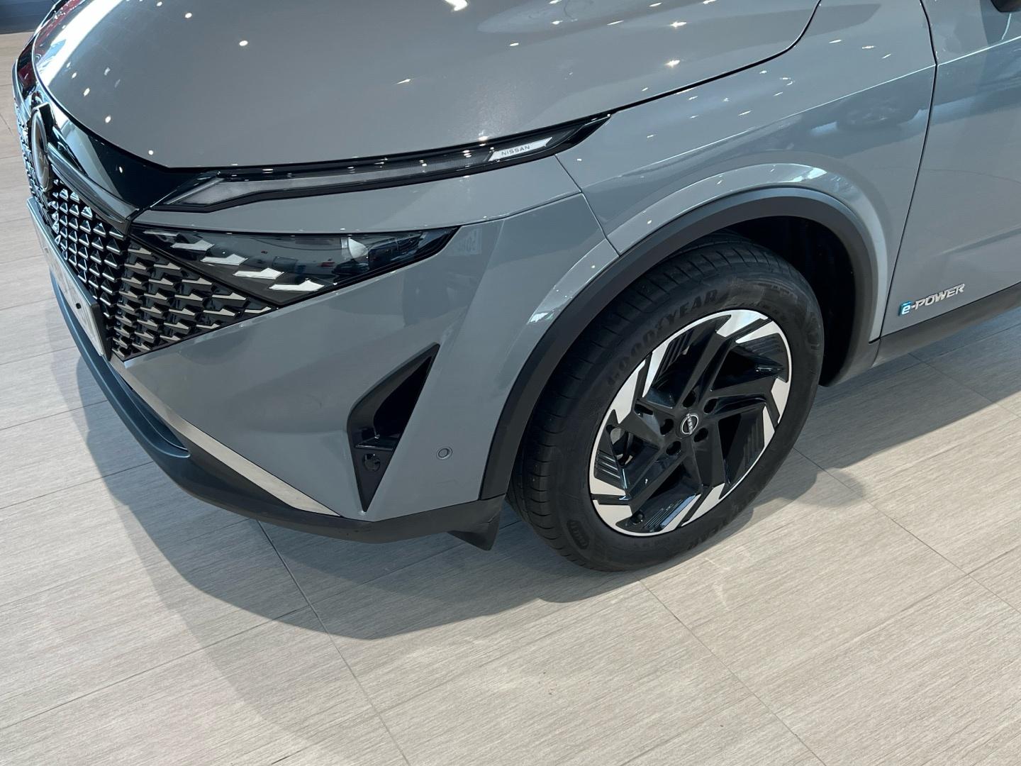 Nissan Qashqai 1.5 HEV E-POWER 140KW N-CONNECTA AUTO 190 5PTECHO BITONO + TECHO SOLAR