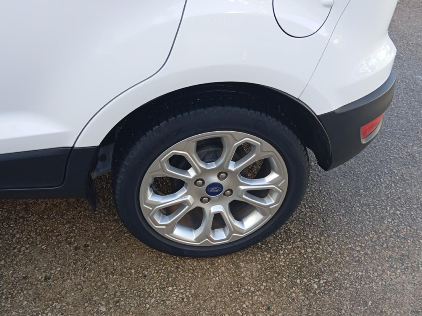 Ford EcoSport 1.0T ECOBOOST 92KW TITANIUM 125 5P