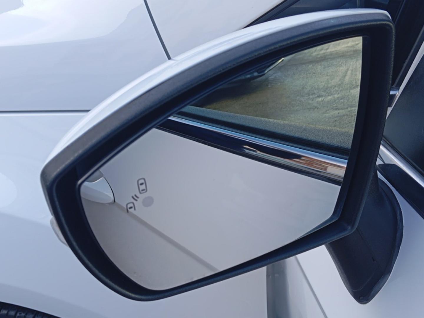 Ford EcoSport 1.0T ECOBOOST 92KW TITANIUM 125 5P