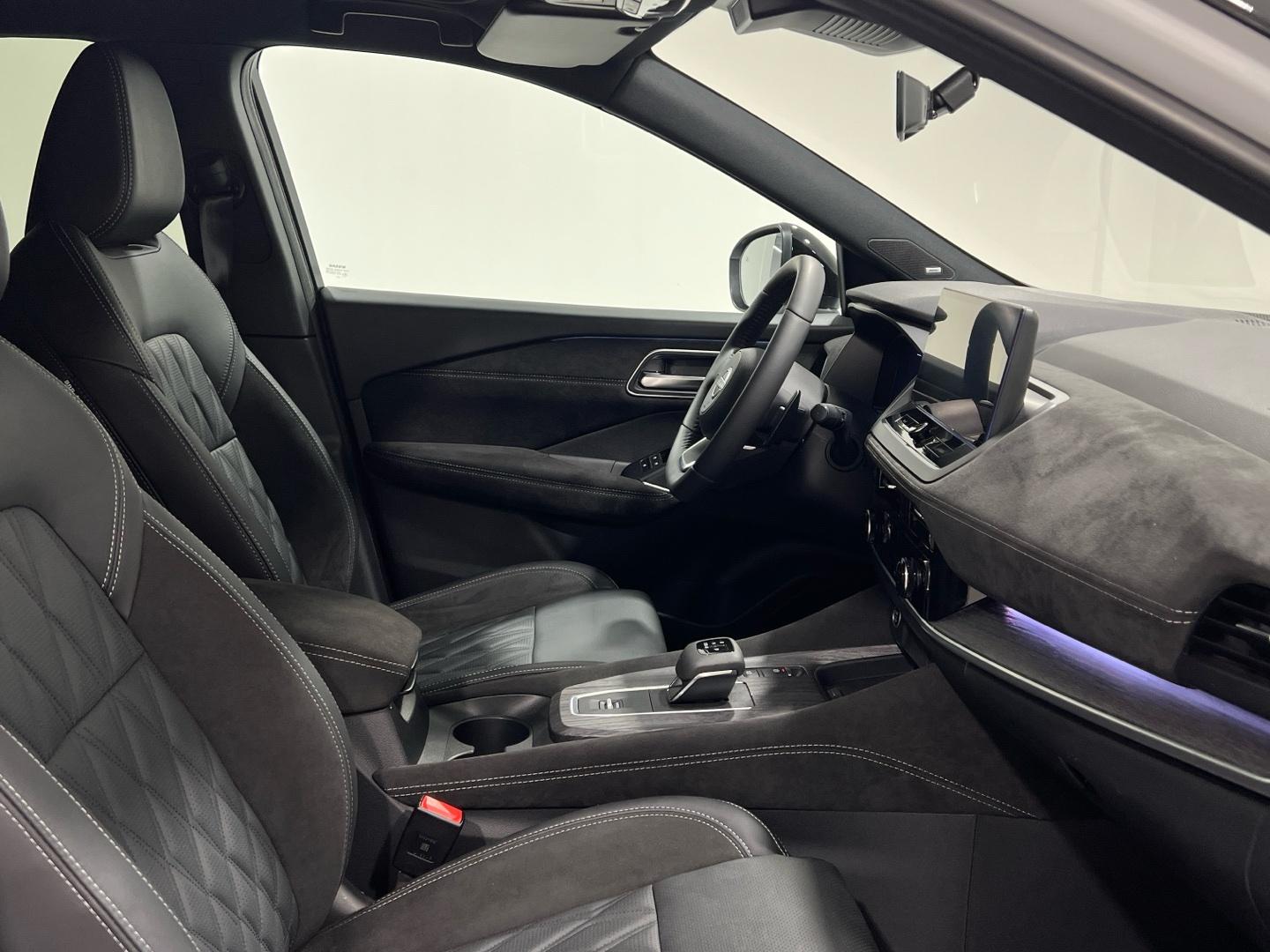 Nissan Qashqai 1.3 DIG-T MHEV 116KW TEKNA PREMIUM CVT 158 5P