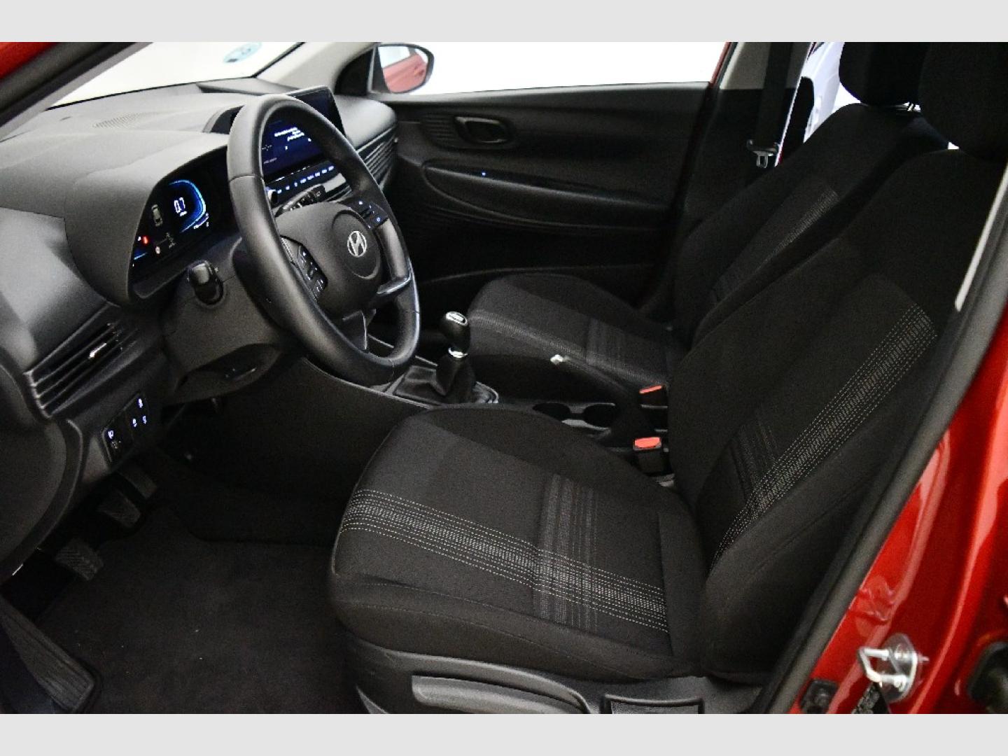 Hyundai i20 1.2 MPI ESSENCE 79 5P