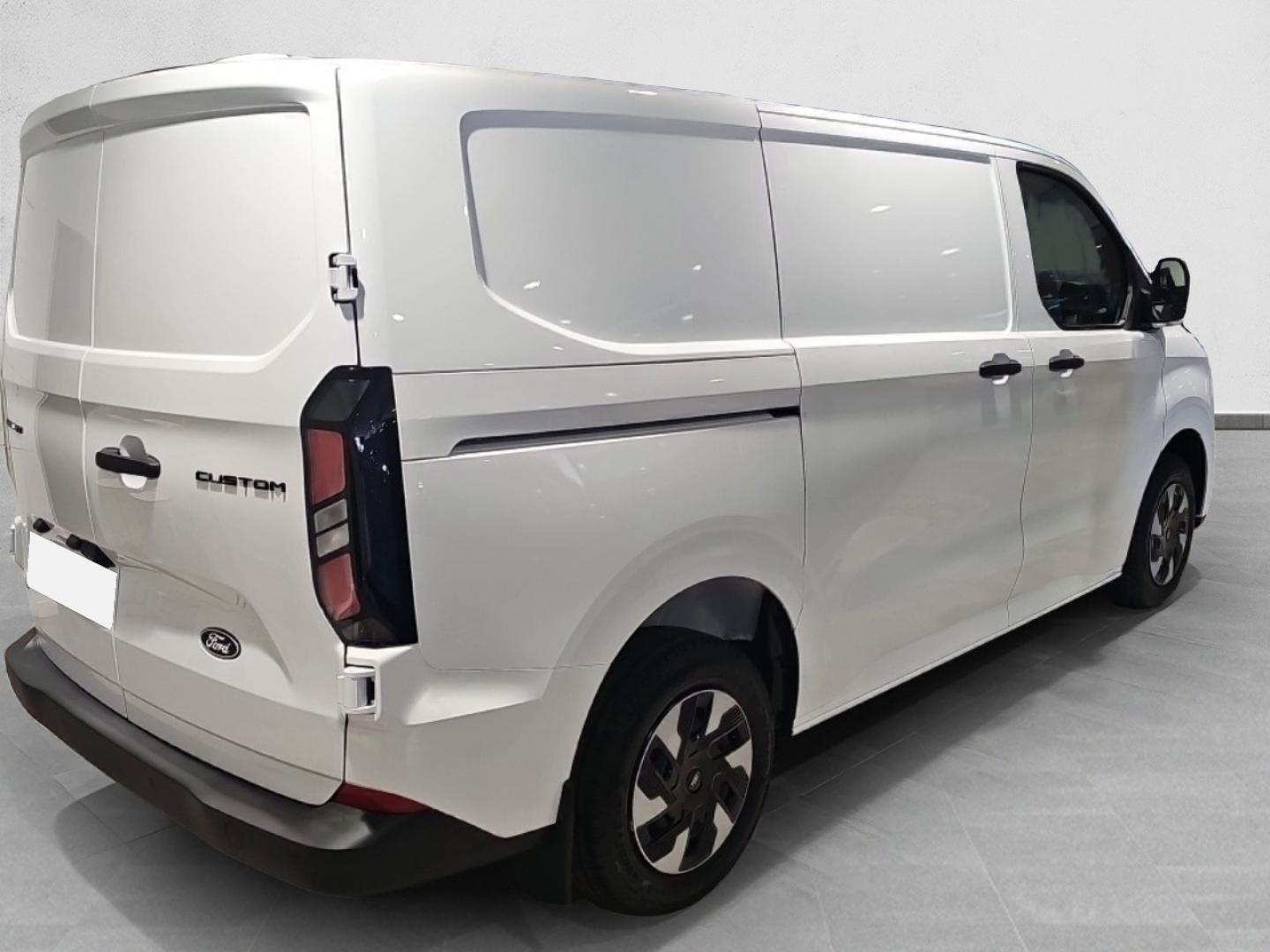 Ford Transit Custom 2.5 DURATEC PHEV 171KW 320 TREND VAN SWB 232 4P