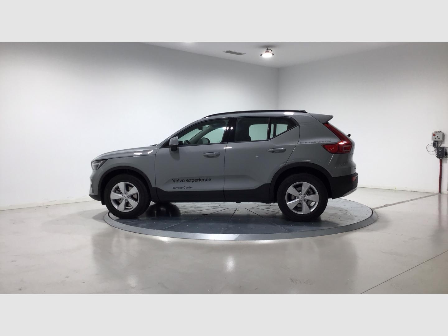 Volvo XC40 XC40 Essential, B3 Mild hybrid, Gasolina