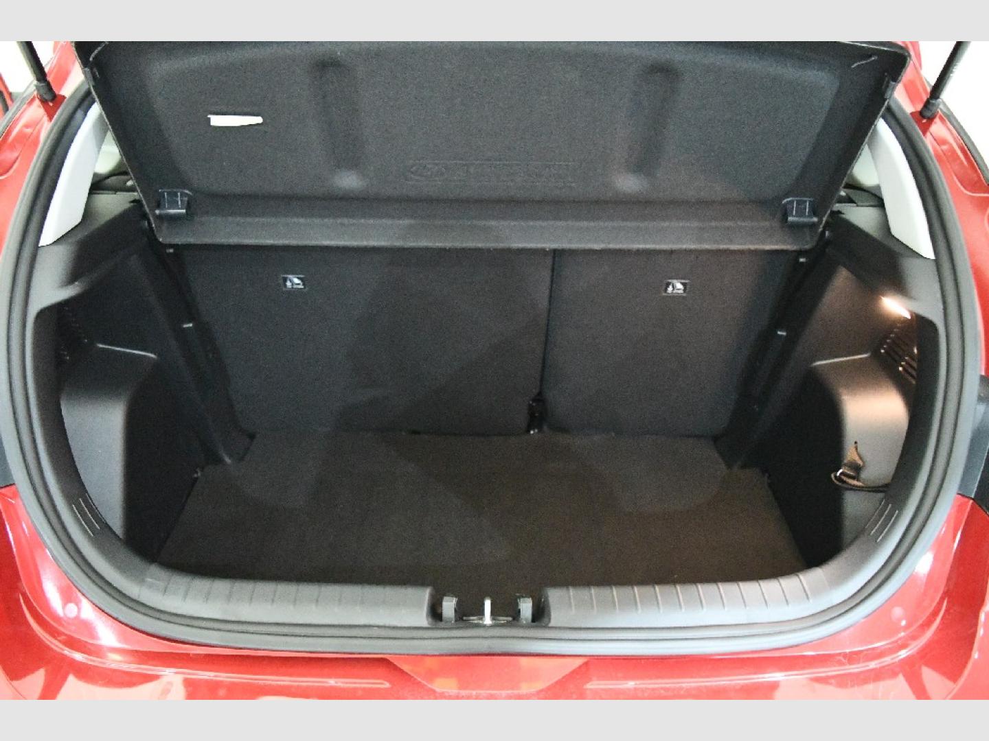 Hyundai i20 1.2 MPI ESSENCE 84 5P