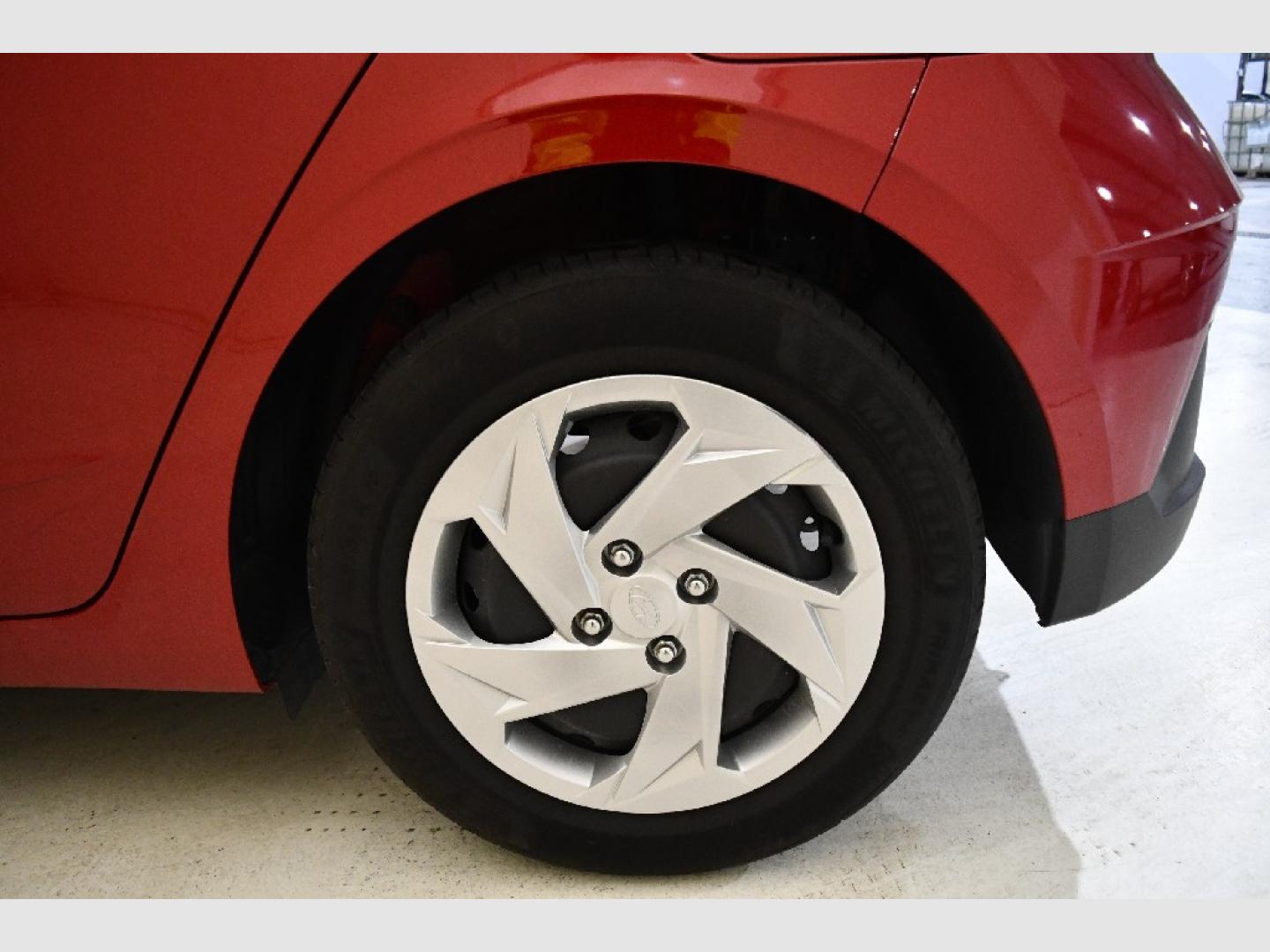 Hyundai i20 1.2 MPI ESSENCE 84 5P