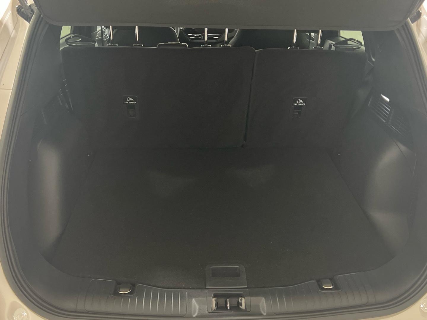 Ford Kuga 2.5 PHEV ST-LINE AUTO 225 5P