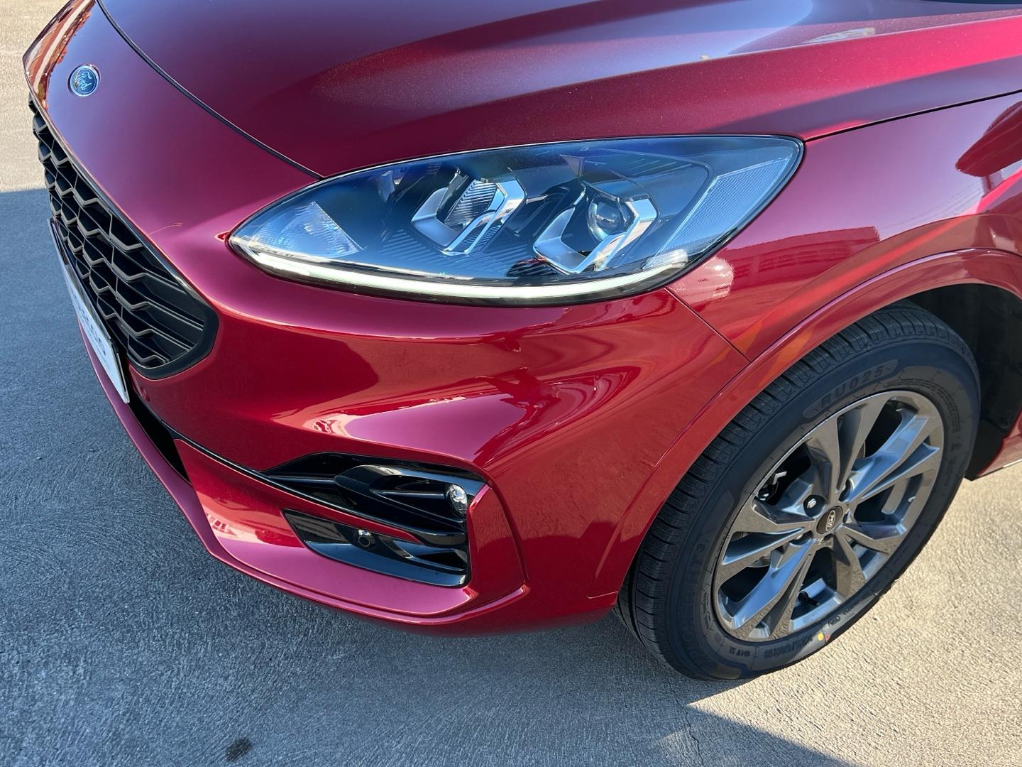 Ford Kuga 2.5 PHEV ST-LINE AUTO 225 5P