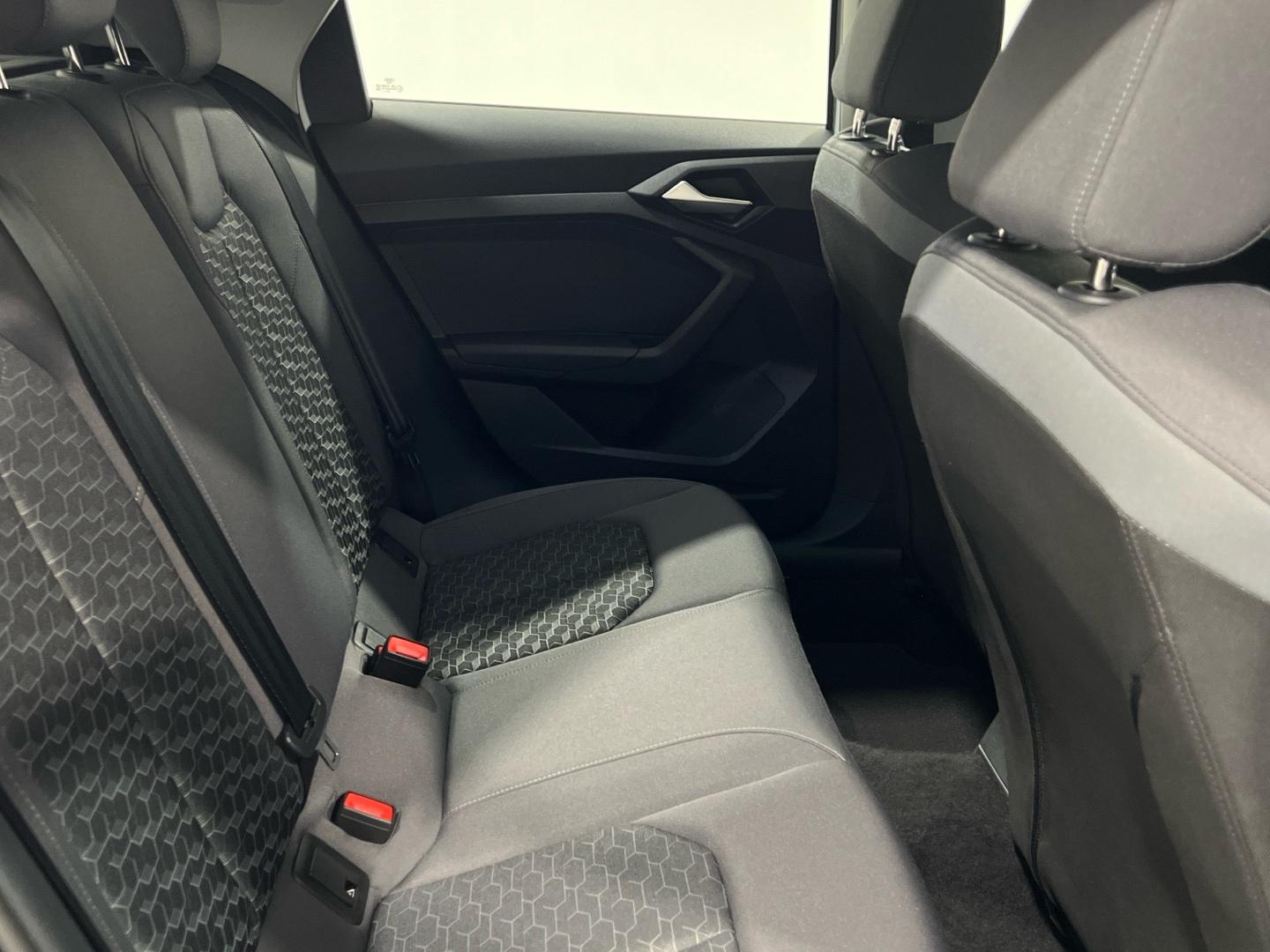 Audi A1 1.0 30 TFSI ADRENALIN ALLSTREET 116 5P