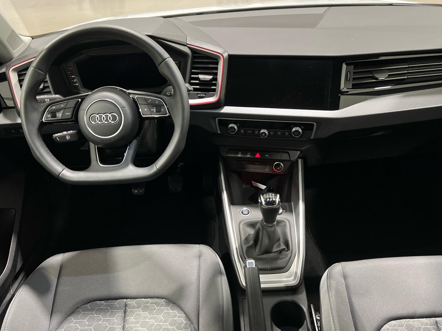 Audi A1 1.0 30 TFSI ADRENALIN ALLSTREET 116 5P
