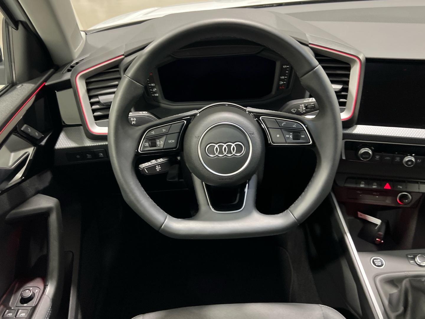 Audi A1 1.0 30 TFSI ADRENALIN ALLSTREET 116 5P