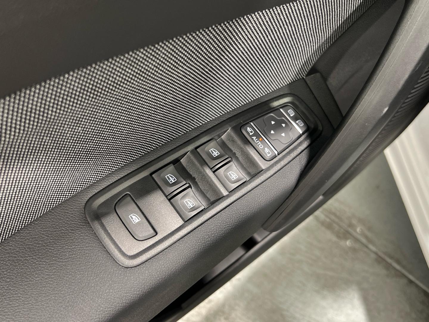 Nissan Townstar BEV 45KWH N-CONNECTA AUTO 122 5P