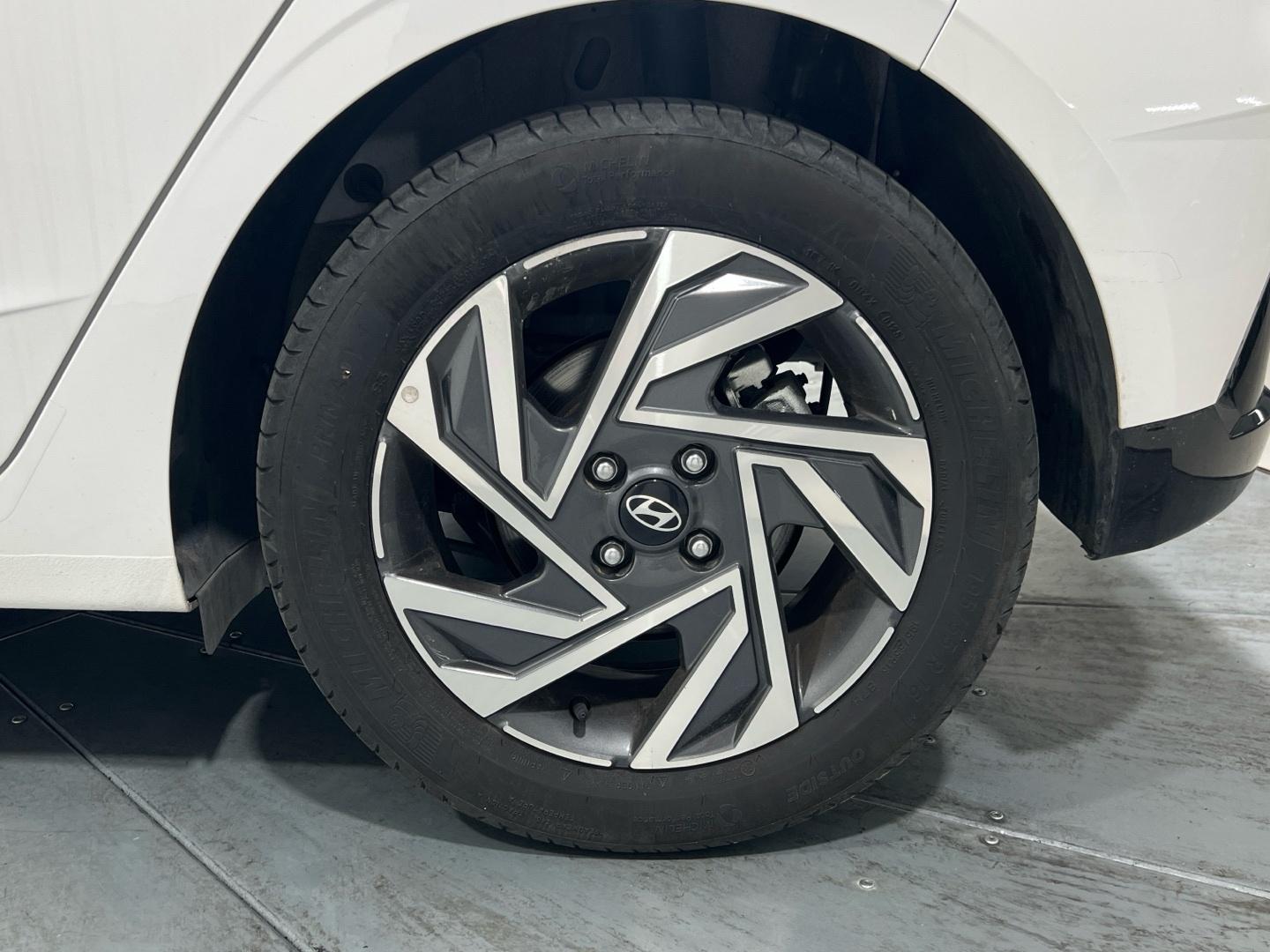 Hyundai i20 1.0 TGDI KLASS 100 5P