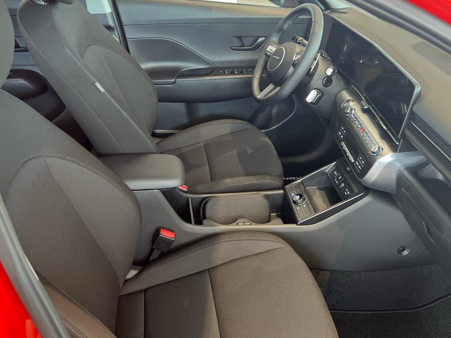 Hyundai Kona 1.6 GDI HEV MAXX DCT 129 5P