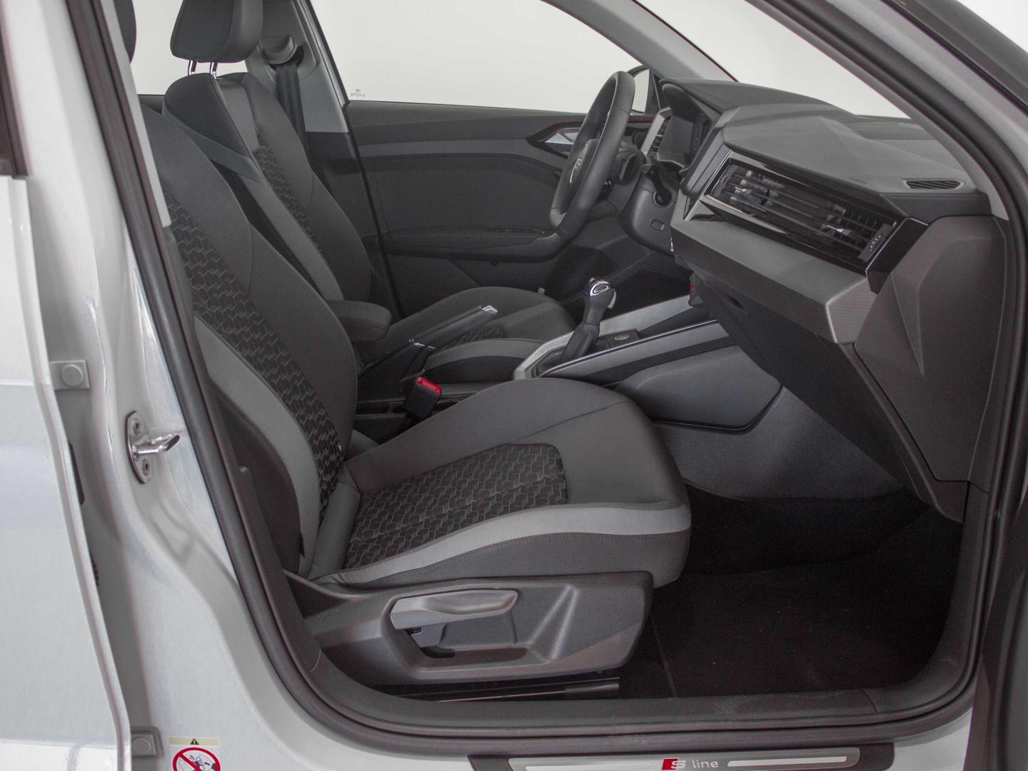 Audi A1 1.0 30 TFSI S TRONIC ADRENALIN SPORTBACK 116 5P