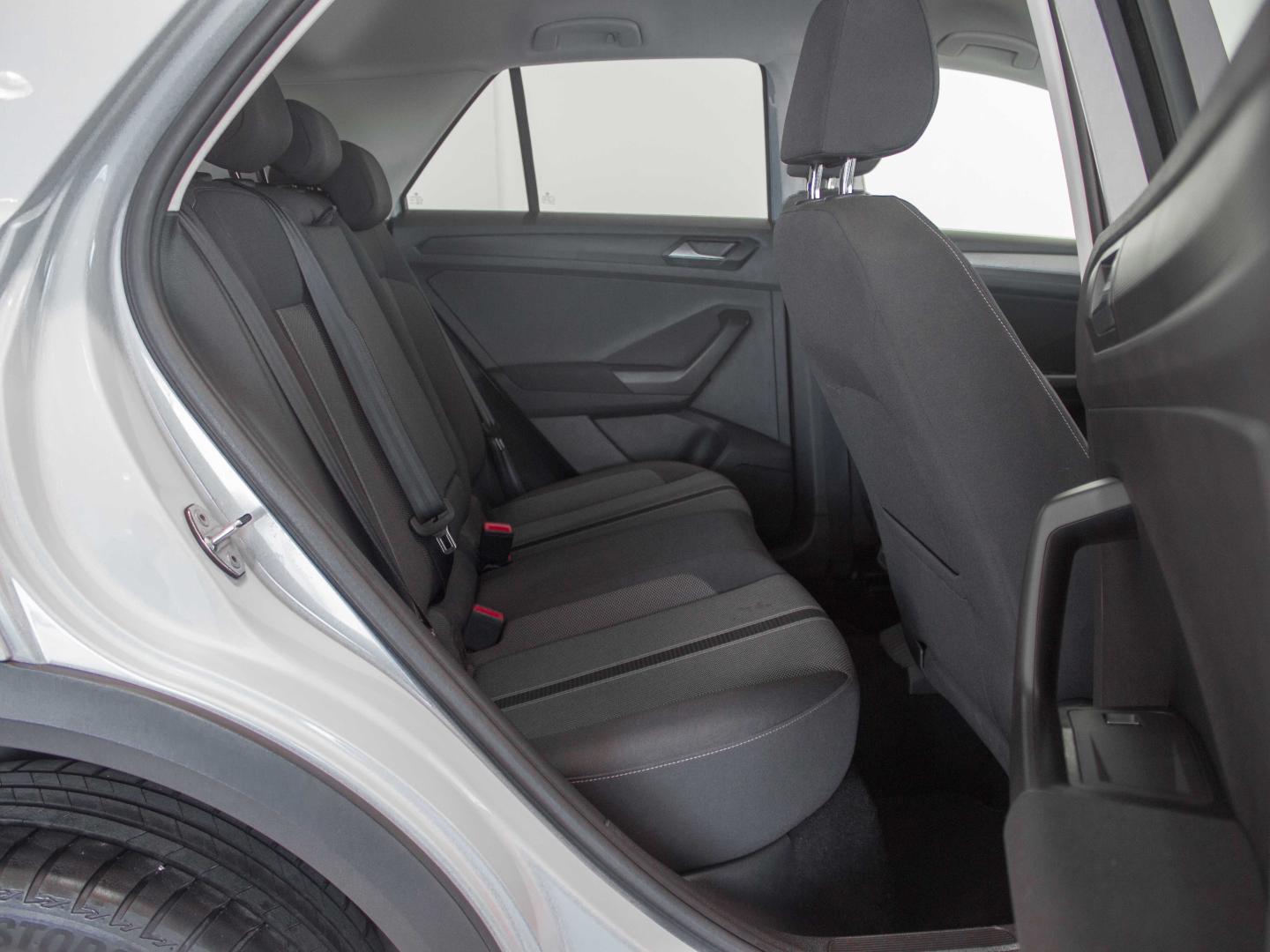 Volkswagen T-Roc 1.5 TSI 110KW DSG ADVANCE R-LINE 150 5P