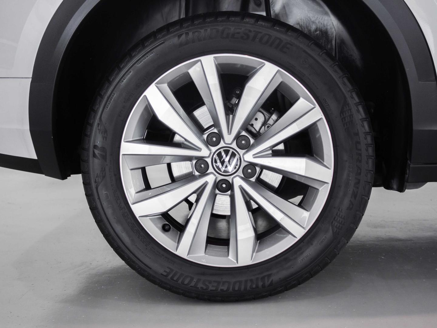 Volkswagen T-Roc 1.5 TSI 110KW DSG ADVANCE R-LINE 150 5P