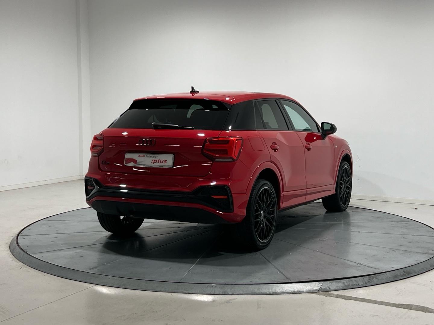 Audi Q2 2.0 35 TDI S TRONIC BLACK LINE 150 5P