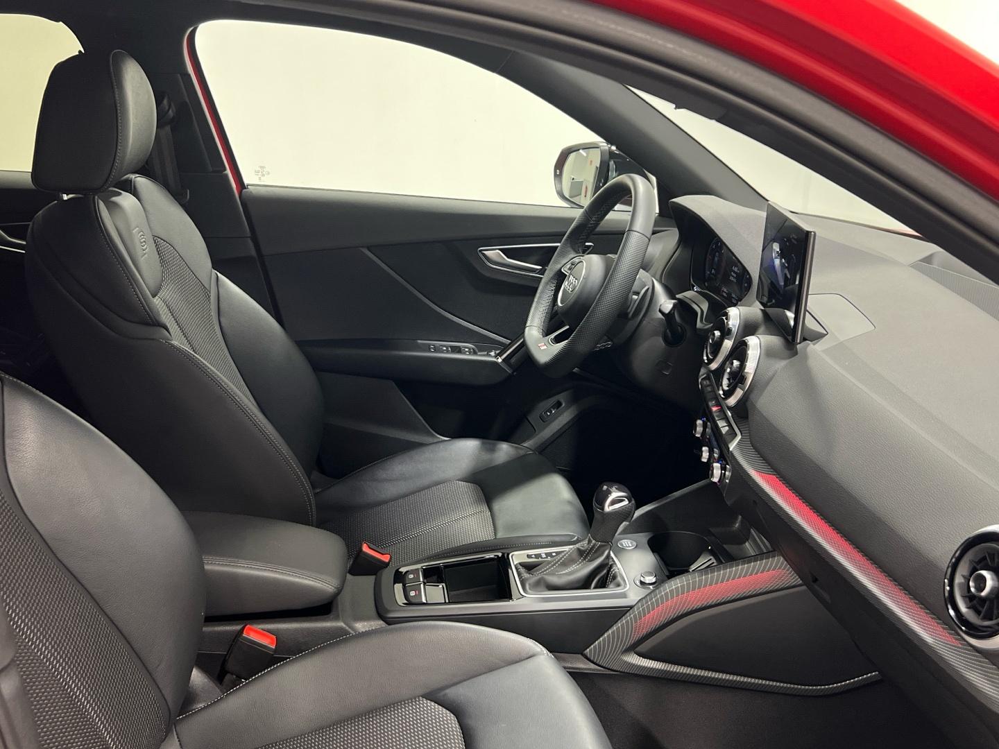 Audi Q2 2.0 35 TDI S TRONIC BLACK LINE 150 5P