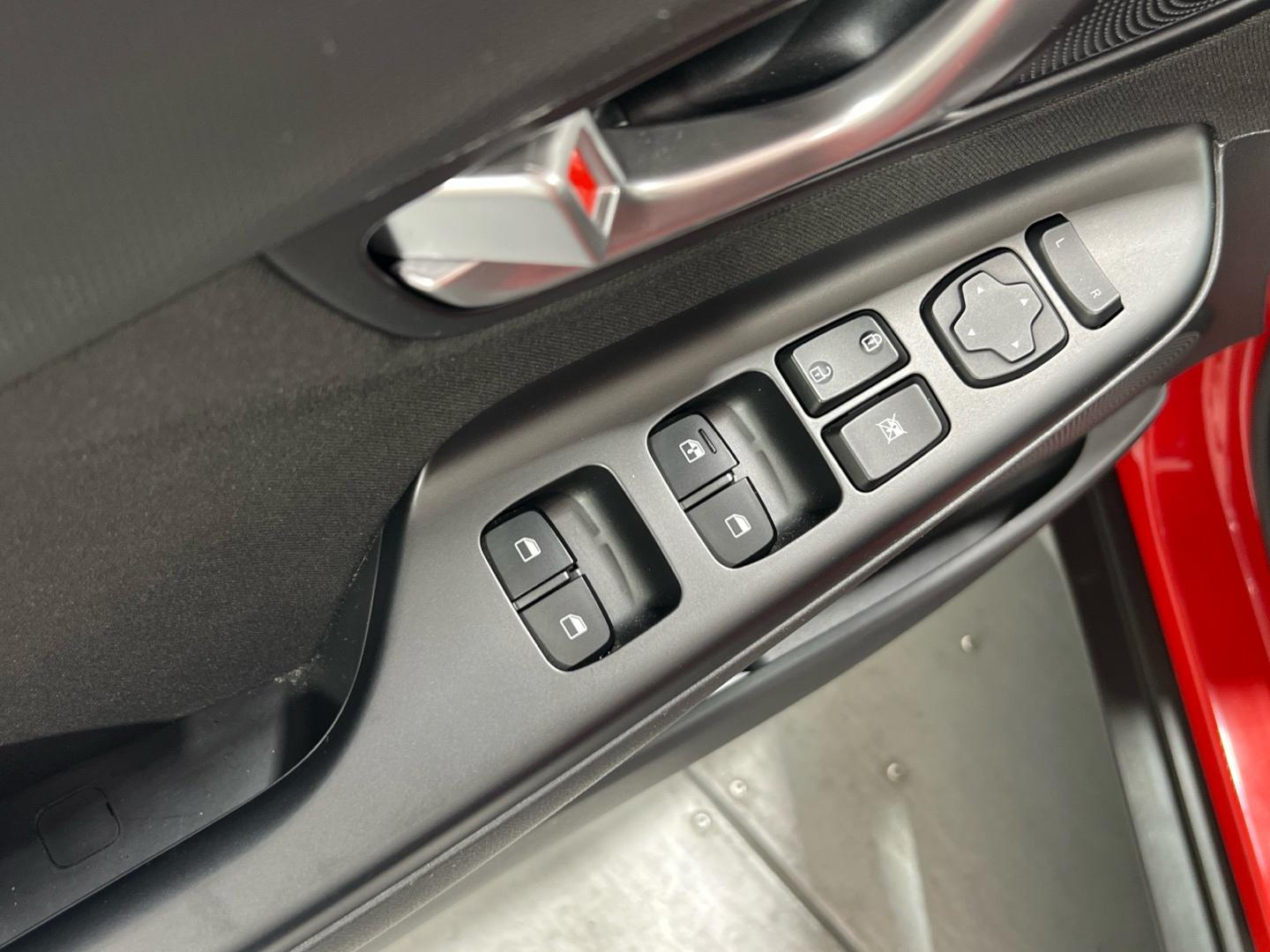 Hyundai Kona 1.0 TGDI MAXX 2WD 120 5P