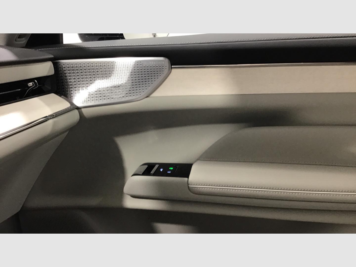Volvo ES90 BEV 92KWH RECHARGE ULTRA 333 5P