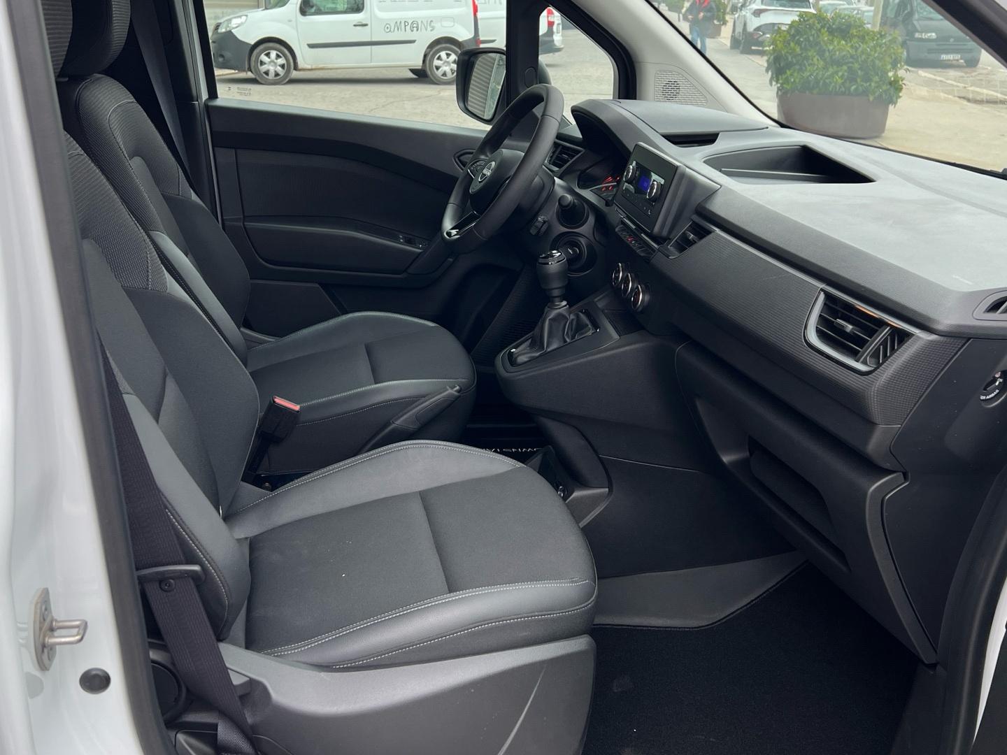 Nissan Townstar 1.3 TCE 96KW COMFORT 3-SEATS L2 130 4P