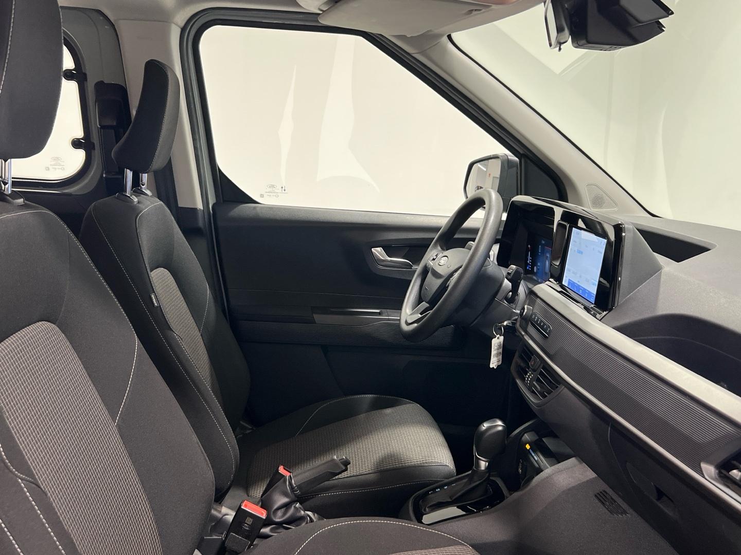 Ford Tourneo Courier 1.0 ECOBOOST 92KW TITANIUM AUTO 125 5P