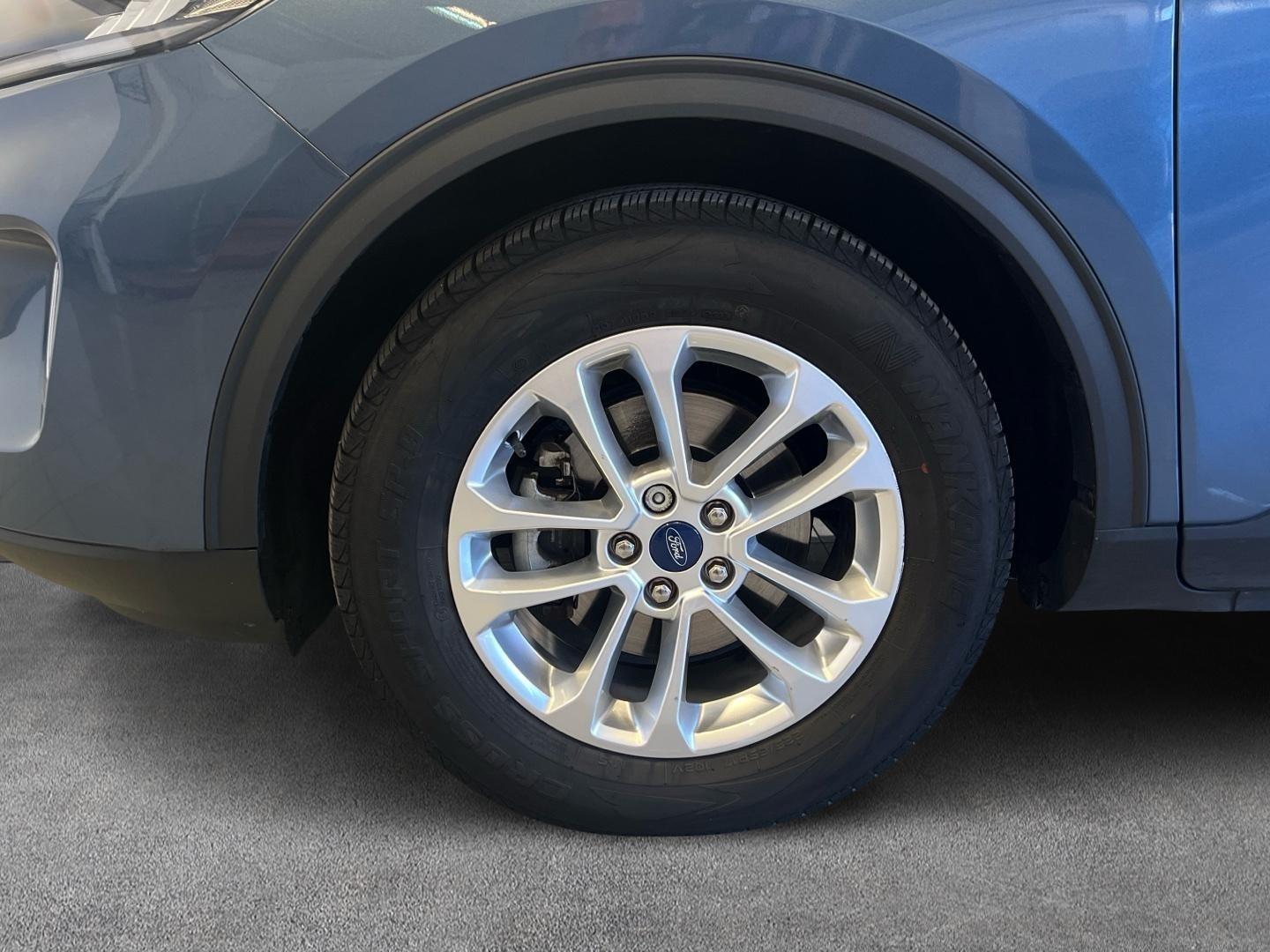Ford Kuga 1.5 ECOBLUE 88KW TITANIUM AUTO 120 5P