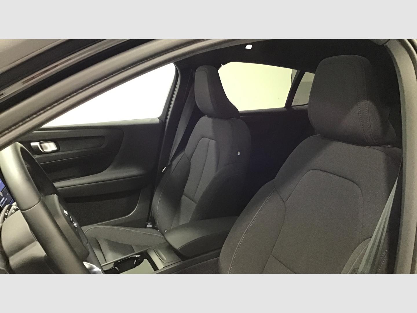 Volvo C40 BEV 69KWH RECHARGE CORE 238 5P