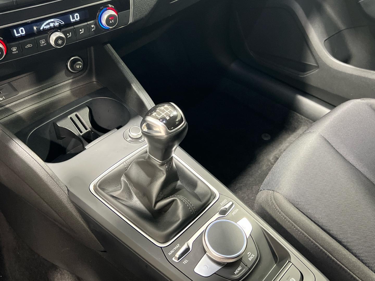 Audi Q2 2.0 30 TDI ADVANCED 116 5P