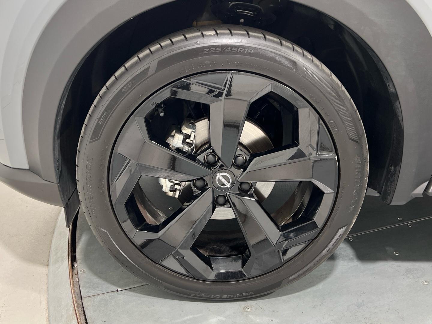 Nissan JUKE 1.0 DIG-T 84KW TEKNA 114 5P