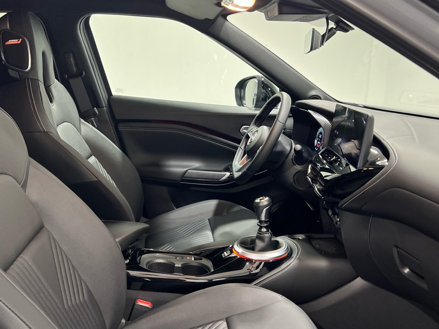 Nissan JUKE 1.0 DIG-T 84KW TEKNA 114 5P