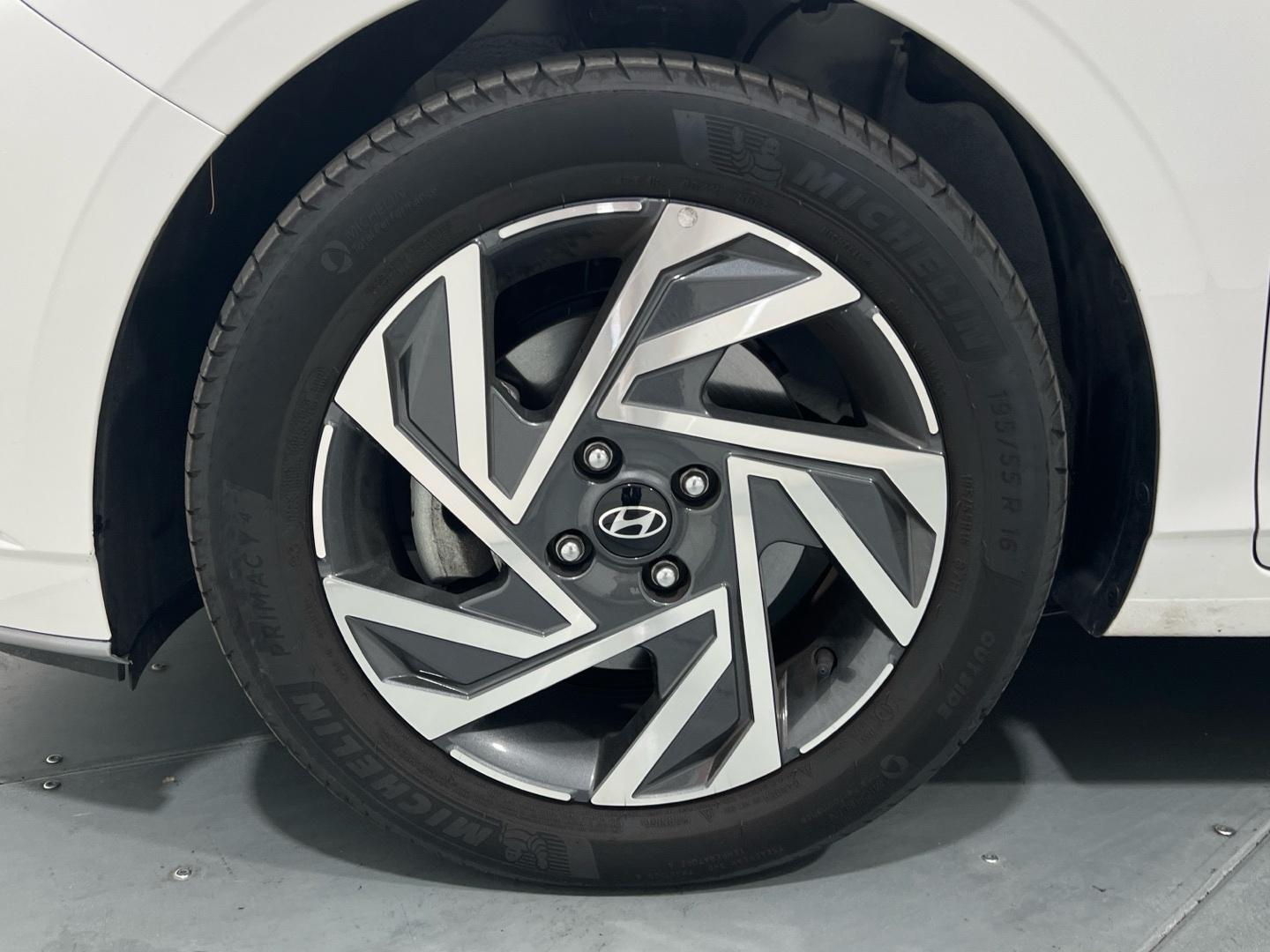 Hyundai i20 1.0 TGDI KLASS 100 5P
