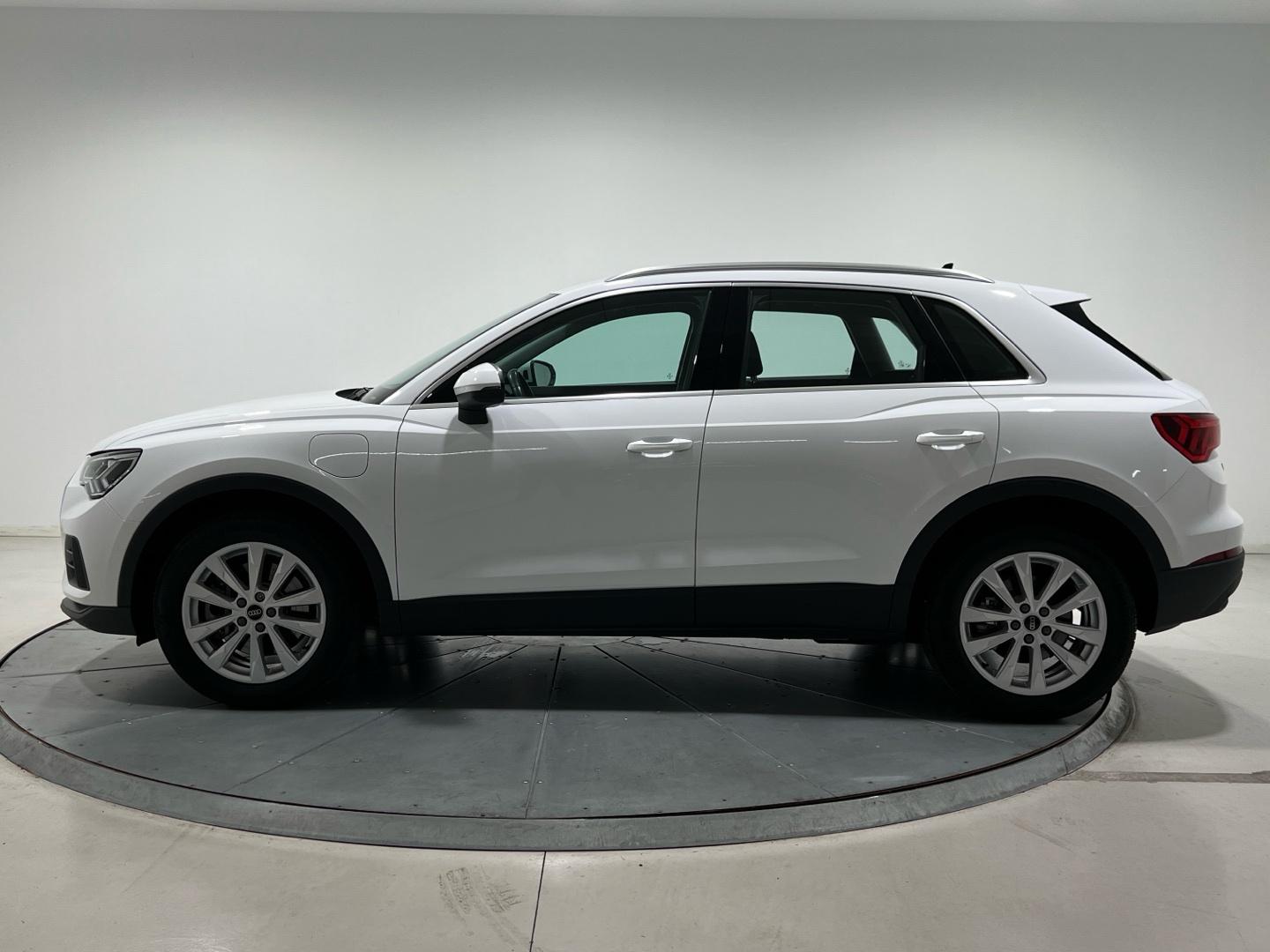 Audi Q3 Sportback 1.4 45 TFSI E S TRONIC S LINE 245 5P
