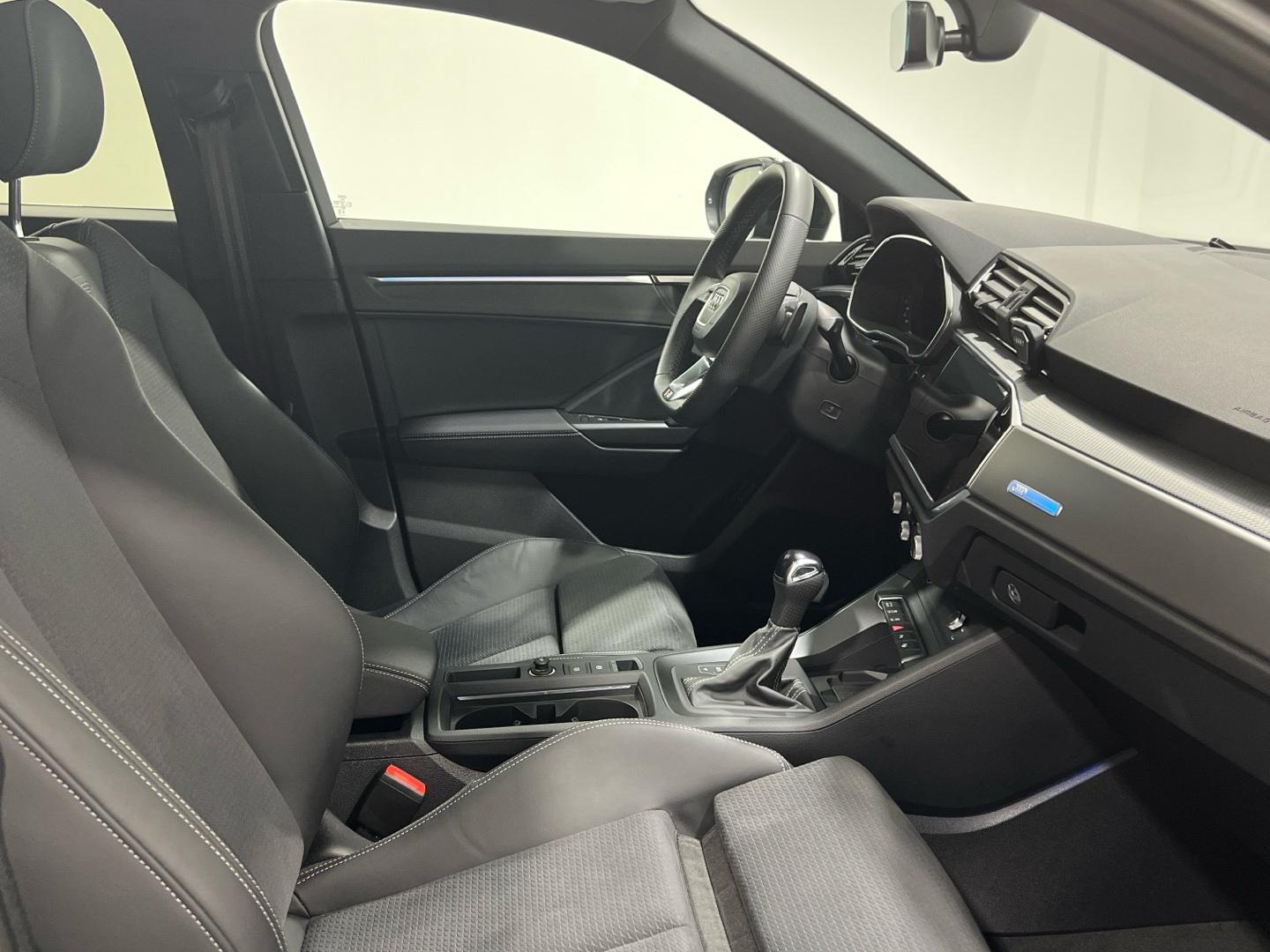 Audi Q3 Sportback 2.0 35 TDI S TRONIC BLACK LIMITED 150 5P
