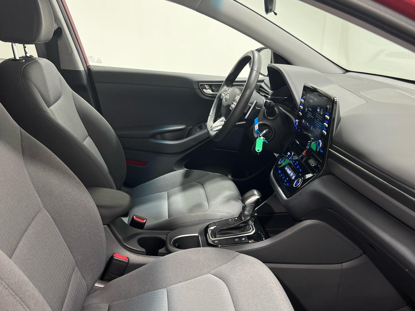 Hyundai IONIQ 1.6 GDI PHEV KLASS DCT 141 5P