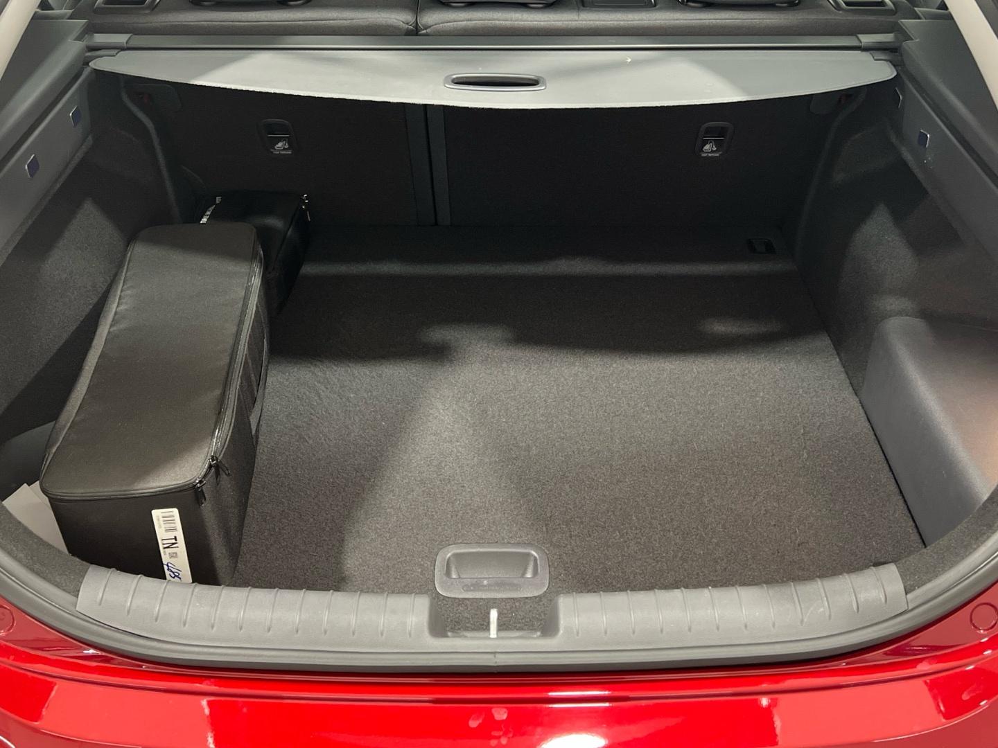 Hyundai IONIQ 1.6 GDI PHEV KLASS DCT 141 5P