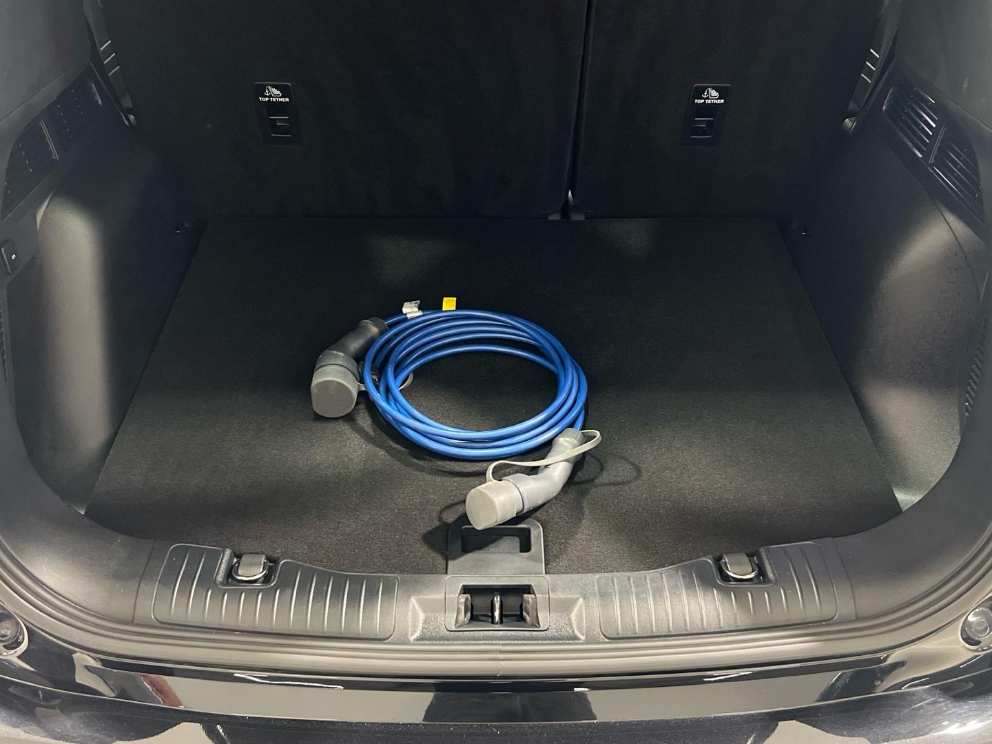 Ford Kuga 2.5 PHEV ST-LINE AUTO 225 5P