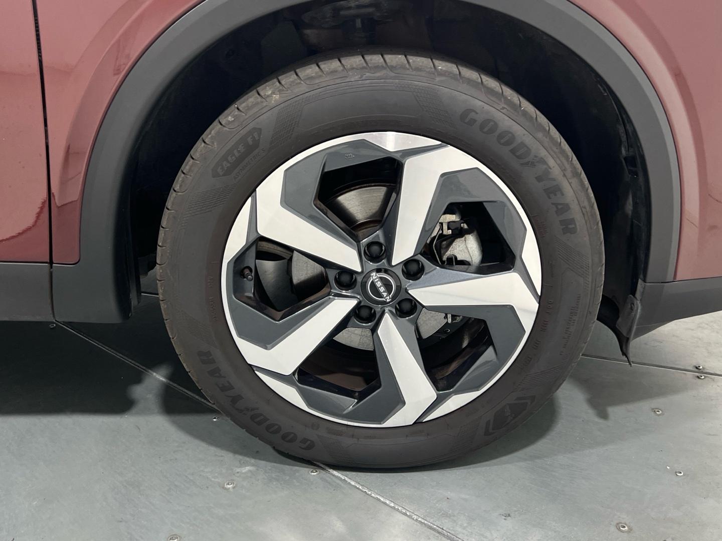 Nissan Qashqai 1.3 DIG-T MHEV 103KW TEKNA 140 5P