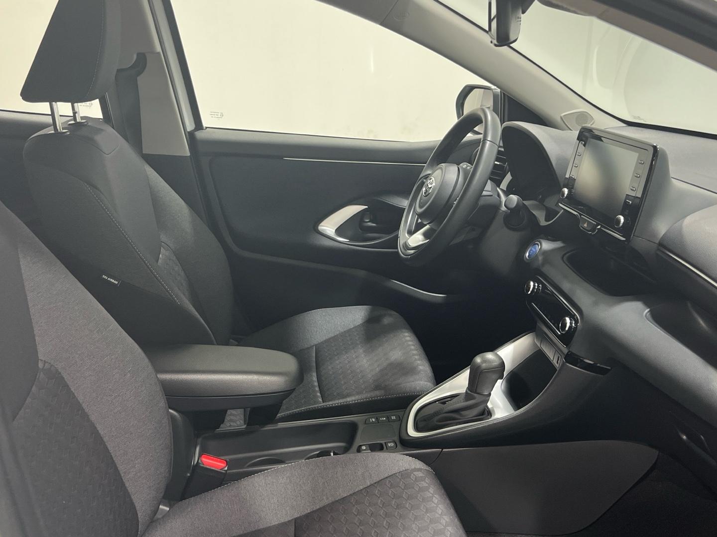 Toyota Yaris 1.5 VVT-I HEV ACTIVE PLUS 116 5P