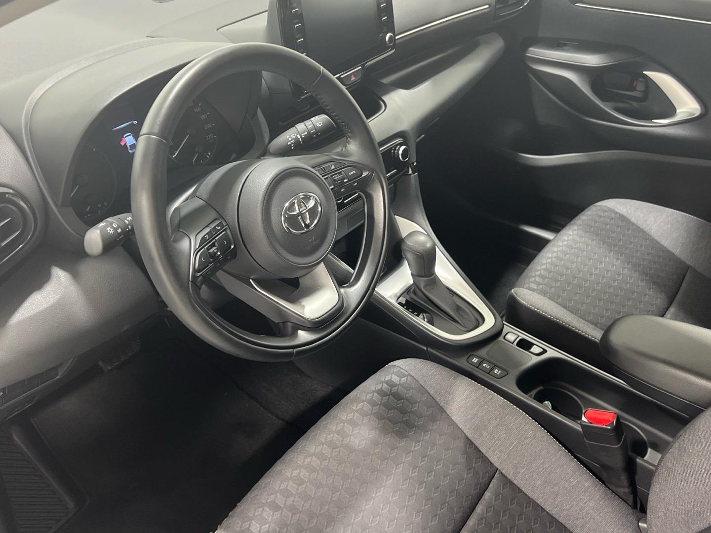 Toyota Yaris 1.5 VVT-I HEV ACTIVE PLUS 116 5P