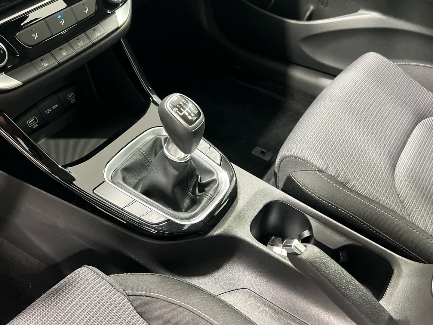 Hyundai i30 1.0 TGDI MHEV KLASS 100 5P