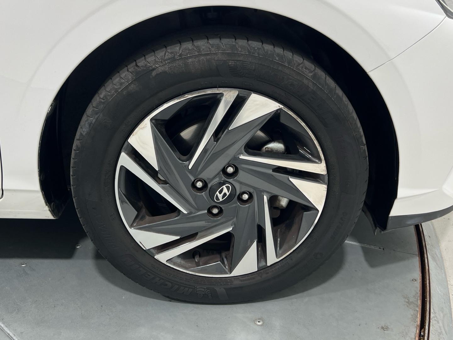 Hyundai i20 1.0 TGDI 74KW 48V KLASS DCT 100 5P