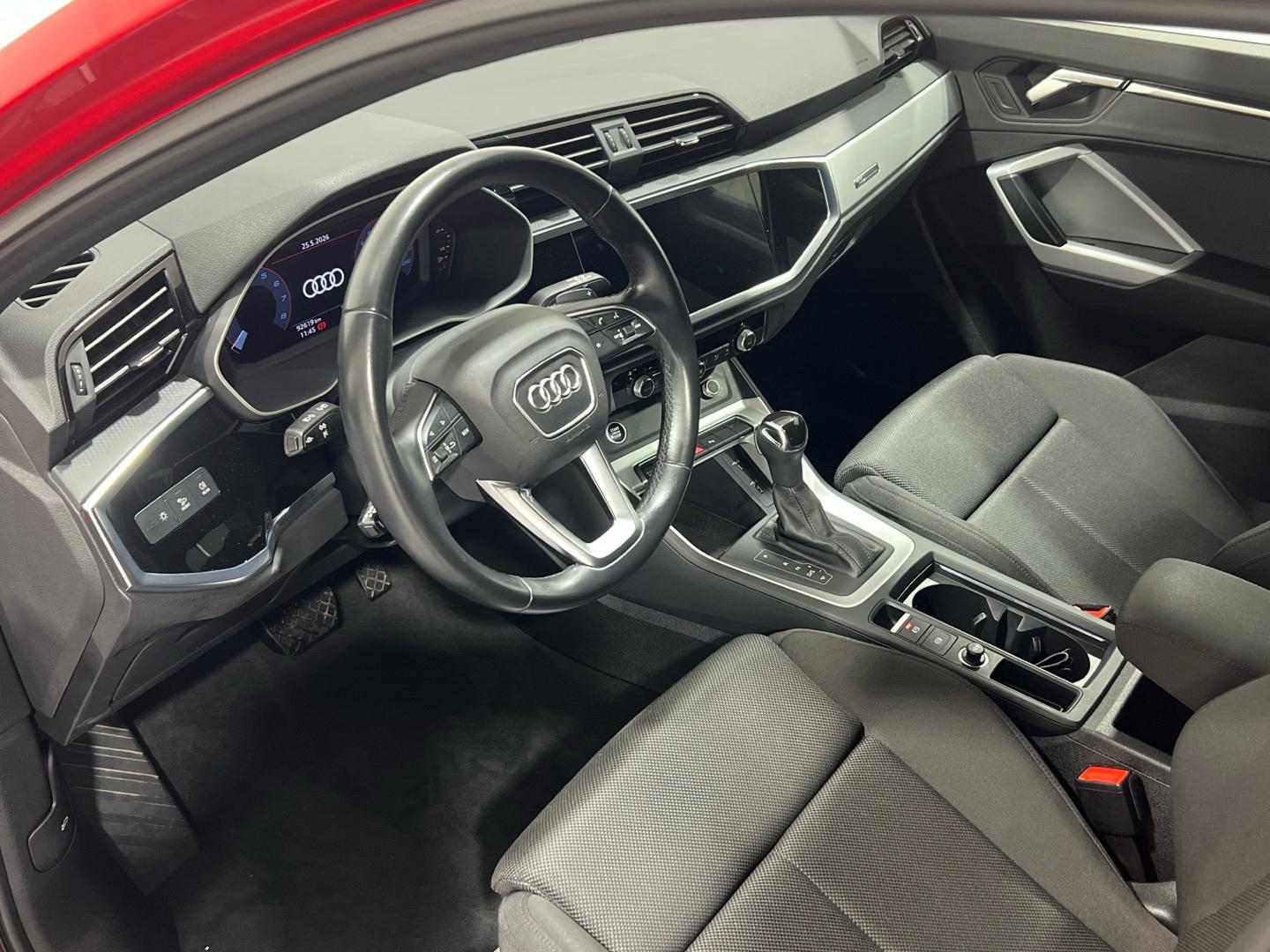 Audi Audi Q3 S line 35 TFSI 110(150) kW(CV) S tronic