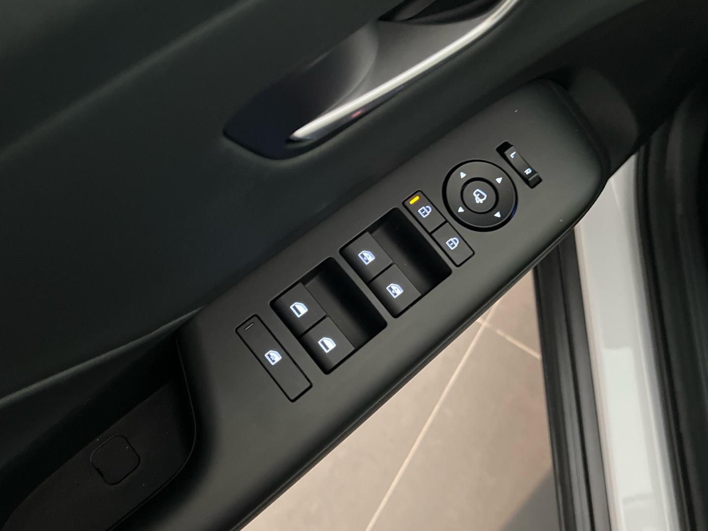 Hyundai Kona 1.0T MHEV TECNO 100 5P
