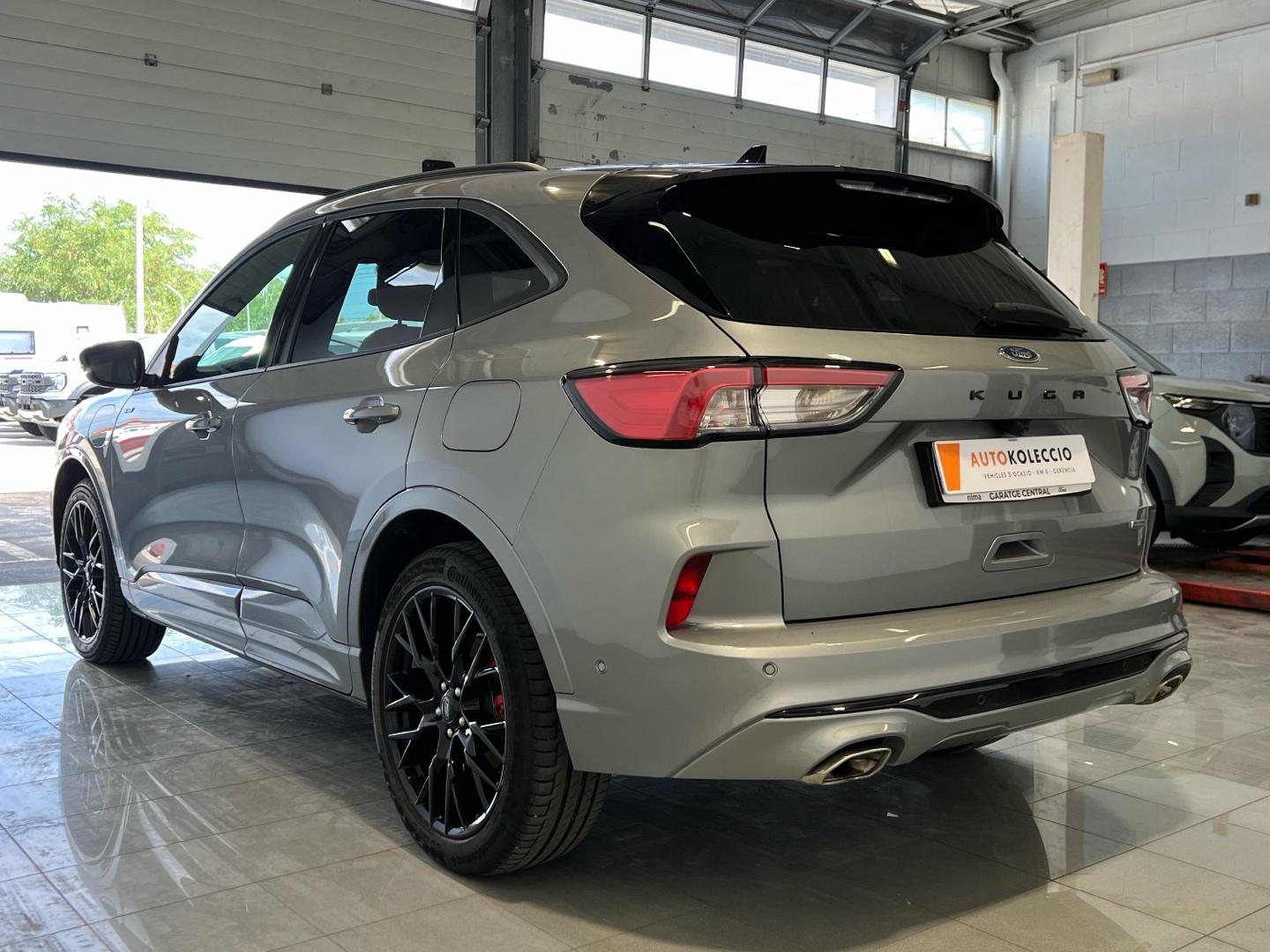 Ford Kuga 2.5 PHEV ST-LINE AUTO 225 5P