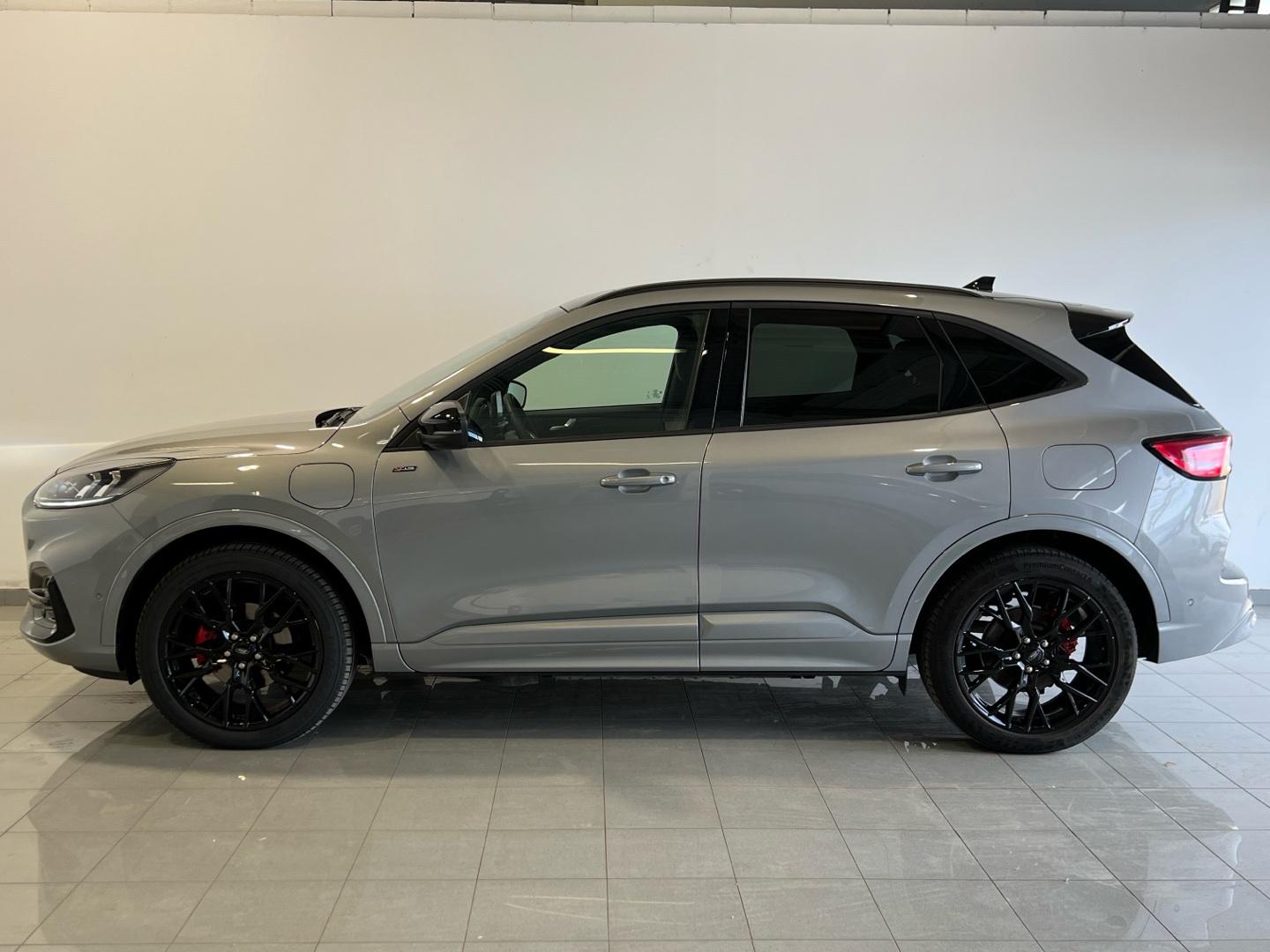 Ford Kuga 2.5 PHEV ST-LINE AUTO 225 5P