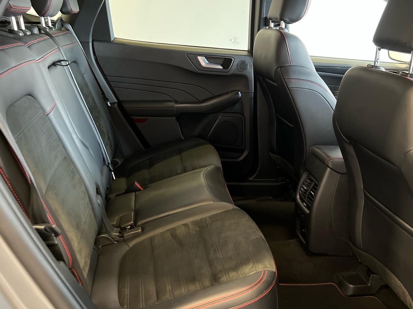 Ford Kuga 2.5 PHEV ST-LINE AUTO 225 5P