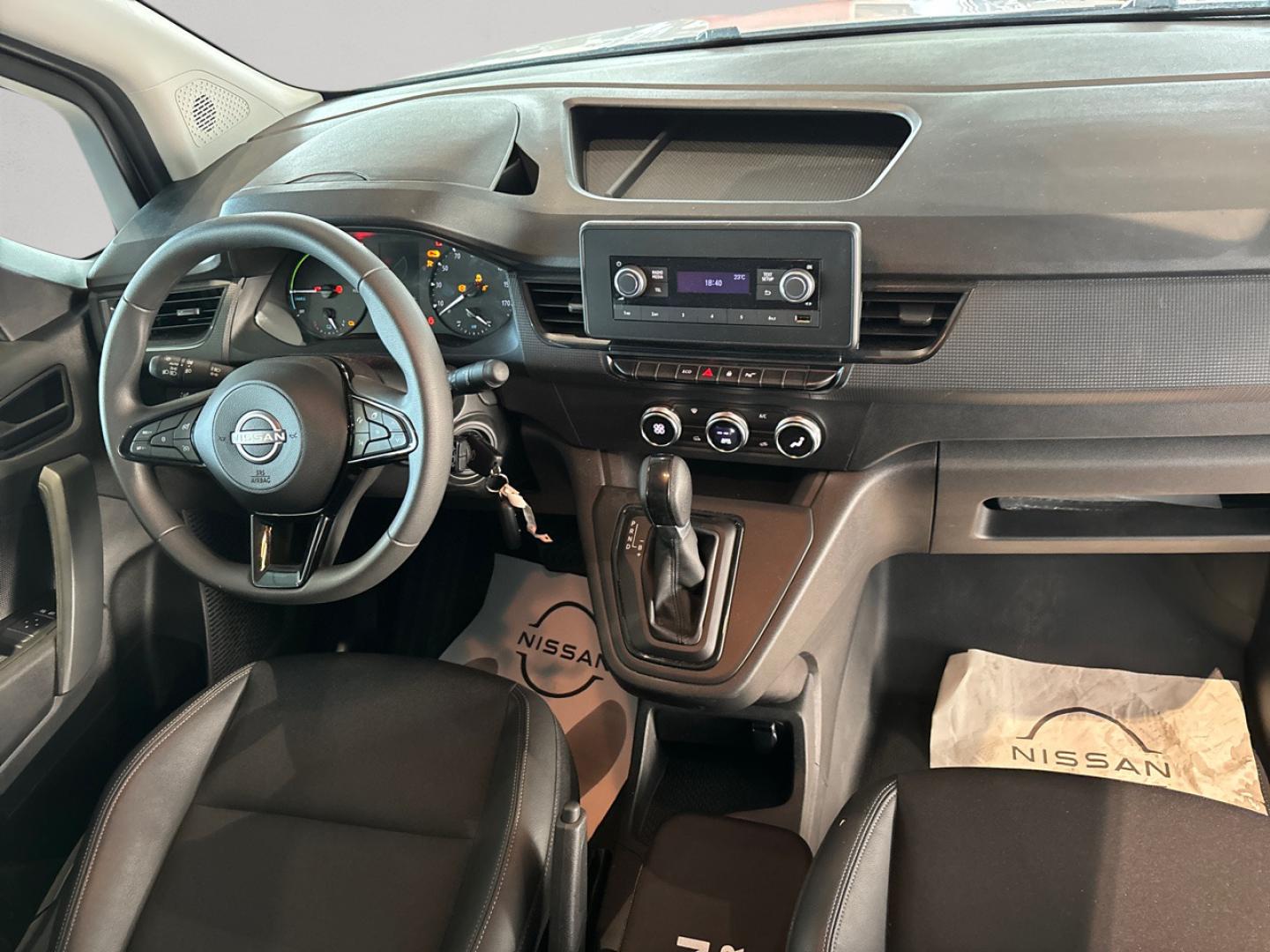 Nissan Townstar BEV 45KWH PROFESSIONAL 2-SEATS 122 4P