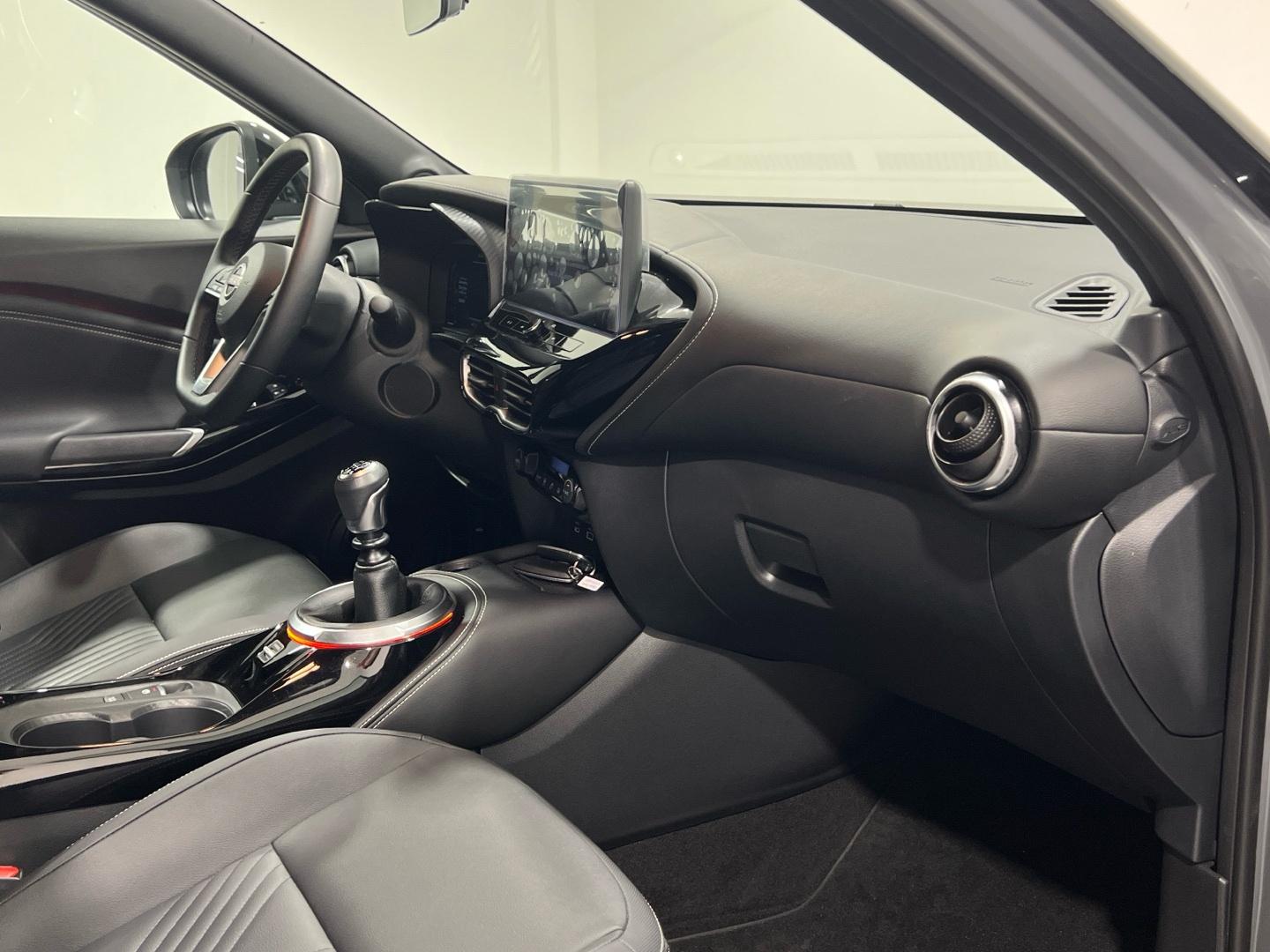 Nissan JUKE 1.0 DIG-T 84KW TEKNA 114 5P