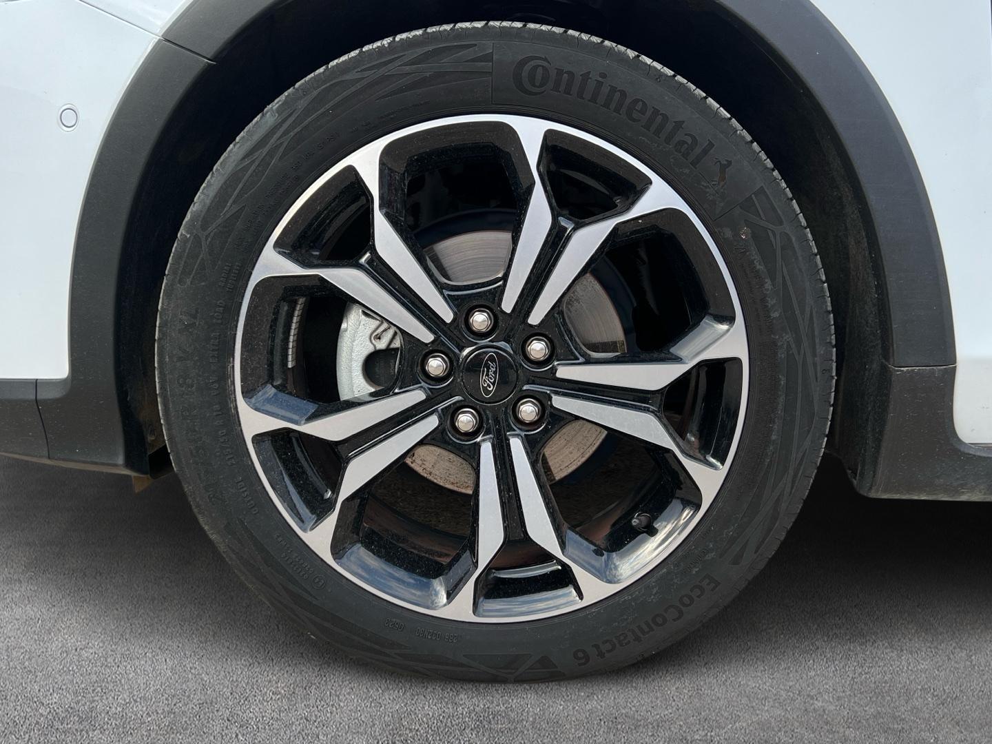 Ford Focus 1.0 ECOBOOST MHEV 114KW ACTIVE X 155 5P